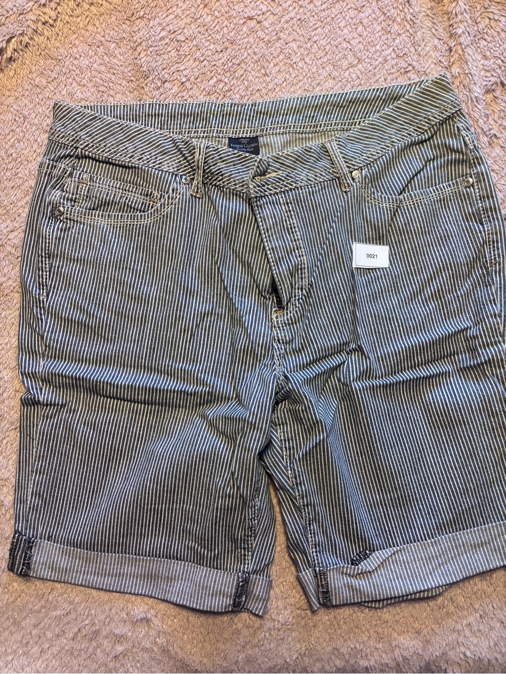Faded Glory Men’s Black & White Pinstripe Jean Shorts